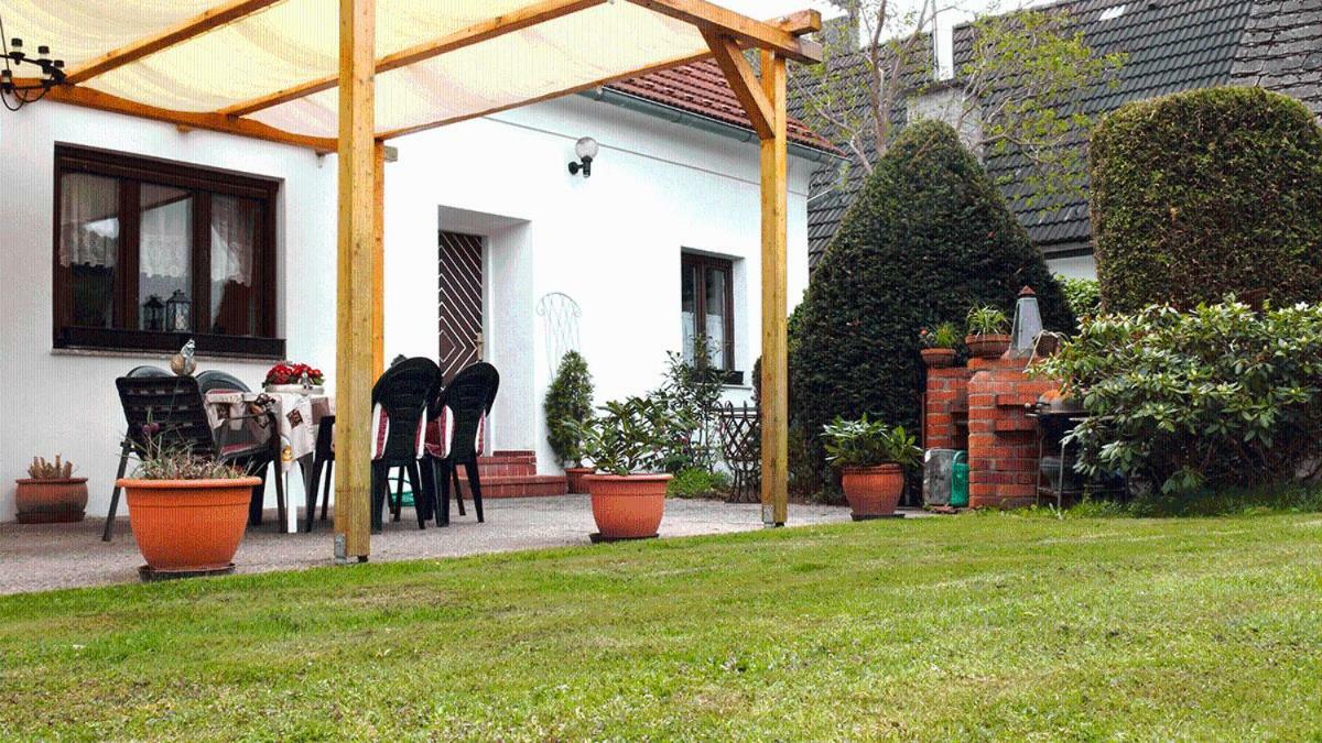 Gaestehaus Brueckler Hotel Jennersdorf Eksteriør billede